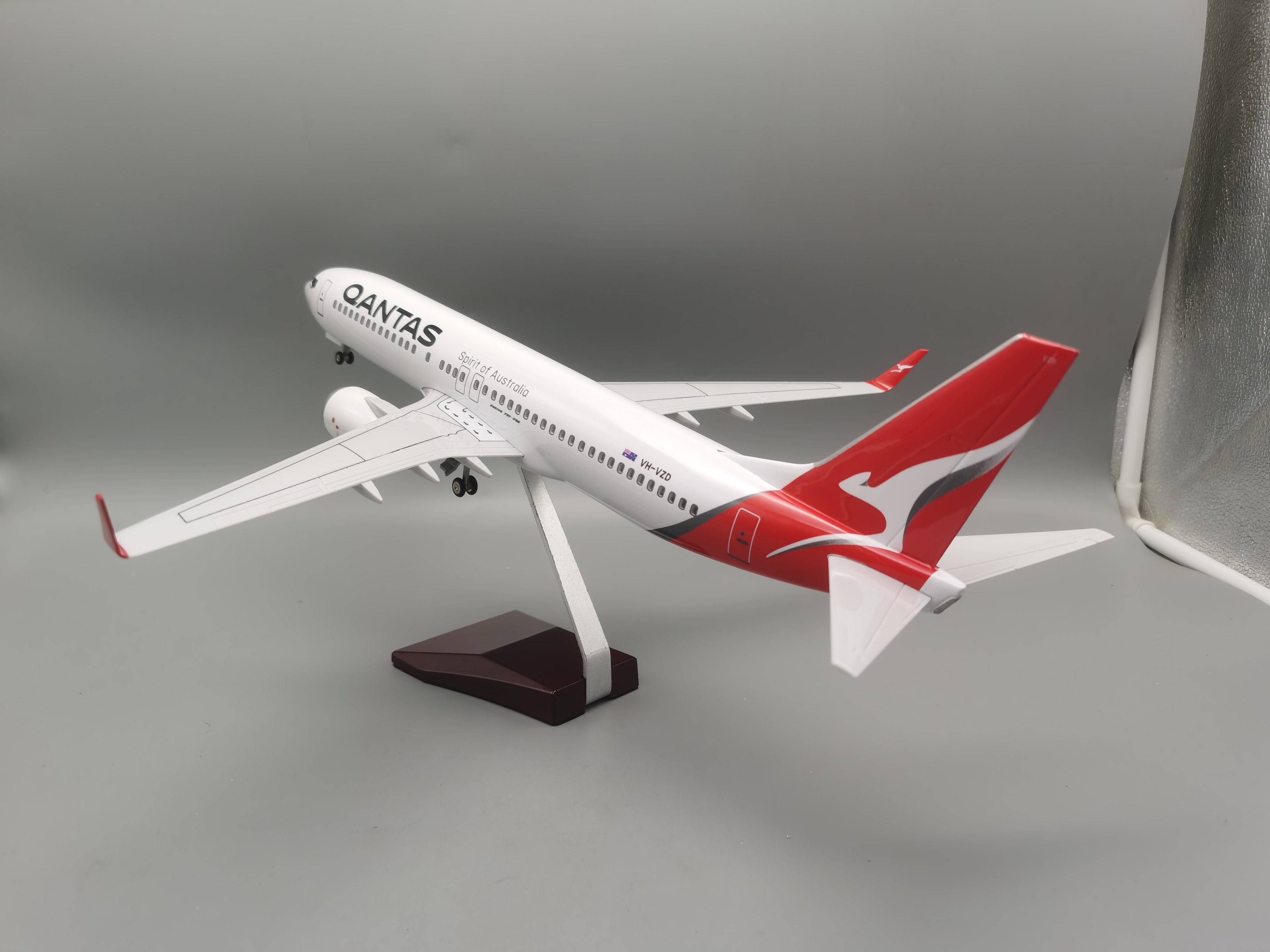 47cm Diecast Airplanes B737-80 – обзор и цена Decor Lighting Australia