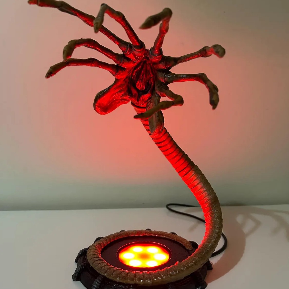 Alien Facehugger Lamp Nightlig – обзор и цена Home Lighting And Decor